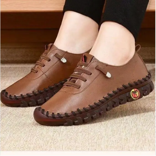 【全臺熱賣】新款時尚百搭軟底牛皮休閒鞋 優質牛皮 透氣舒適 排汗舒爽 行走不累腳！